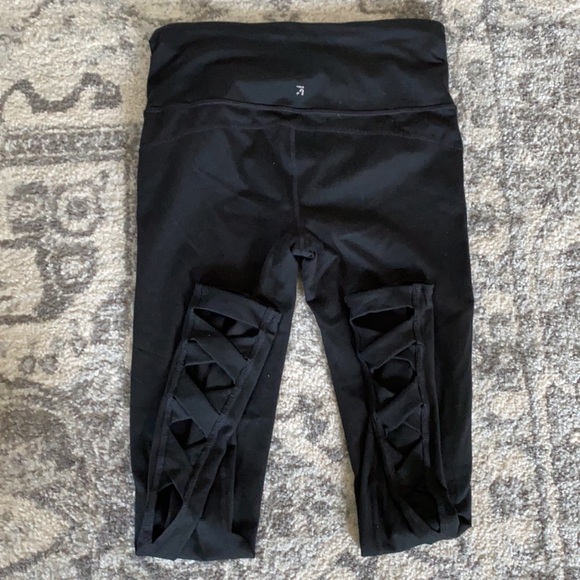 Gap keyhole leggings - Picture 4 of 4